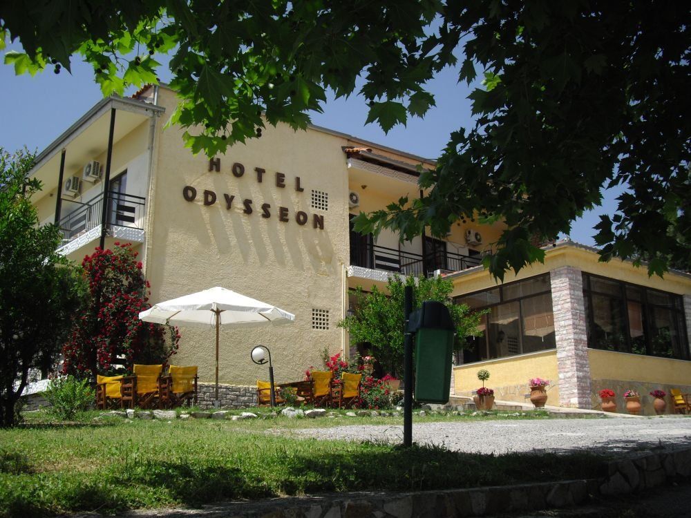 Theatro Hotel Odysseon Kalambaka Exterior photo